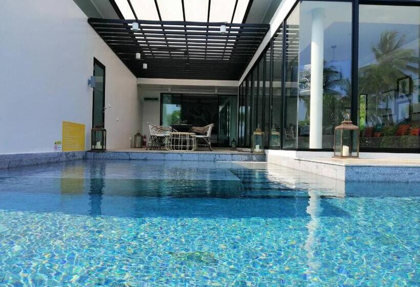 Quarto Familiar Vista Jardim, Tungtong Beach Villas