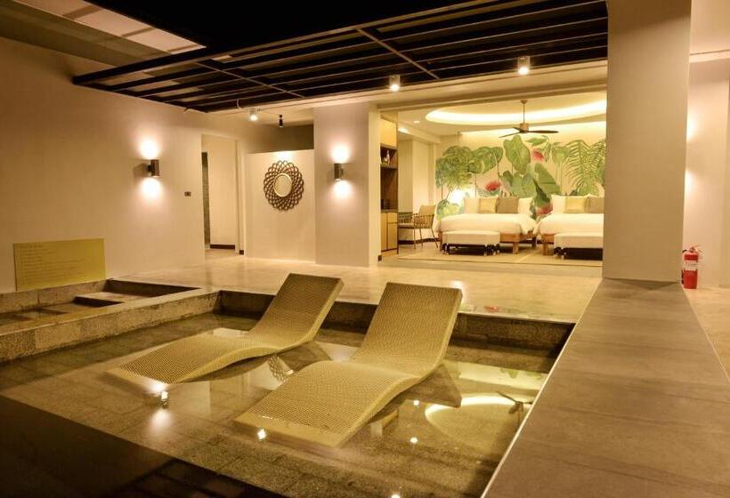 Quarto Familiar Vista Jardim, Tungtong Beach Villas