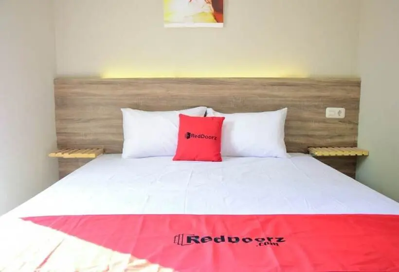スタンダードルーム, Reddoorz Near Mangga Dua Square