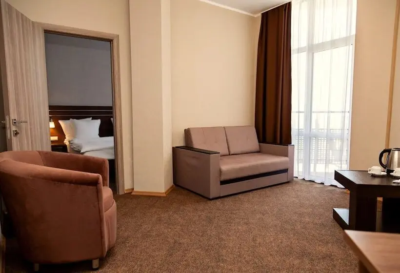 バルコニー付きジュニアスイート, Azimut Hotel Penza