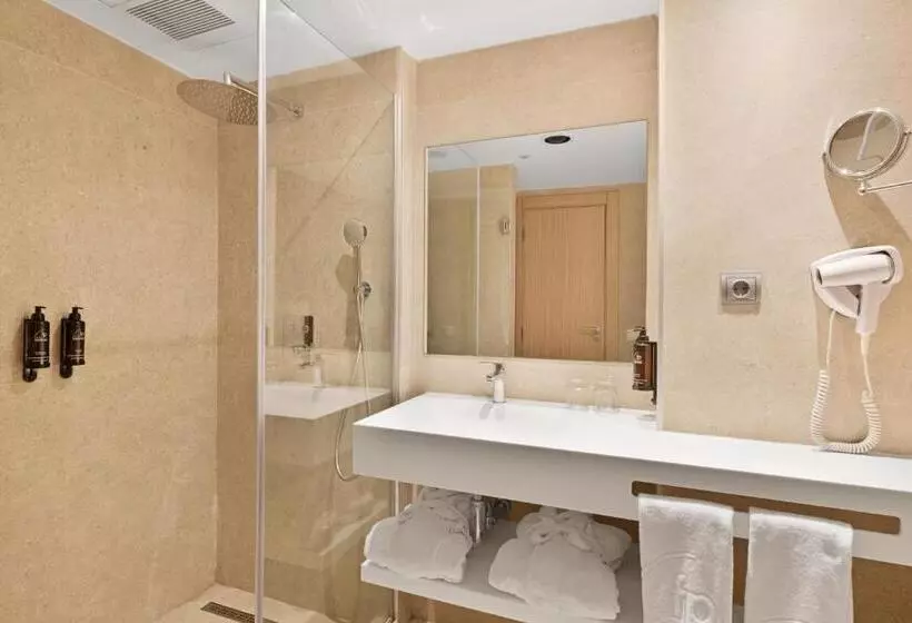 آپارتمان سوپریور 1 خوابه با چشمانداز دریا, Aparthotel Fontanellas Playa