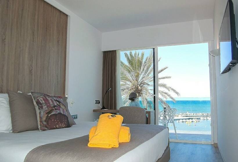 オーシャンビュースタンダードルームバルコニー付き, Bq Aguamarina Boutique