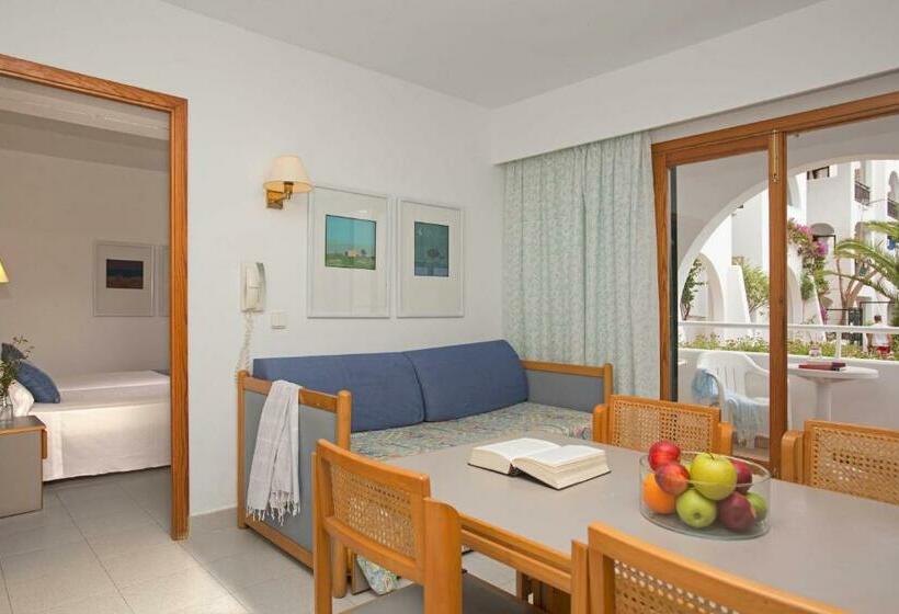 سوییت جونیور, Gavimar Cala Gran Hotel And Apartments