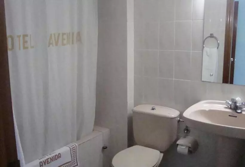 Habitación Estàndard Individual, Avenida