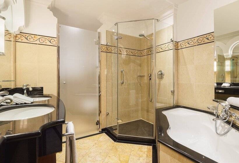 클래식 룸 더블 침대, Castillo Hotel Son Vida, A Luxury Collection Hotel, Mallorca   Adults Only
