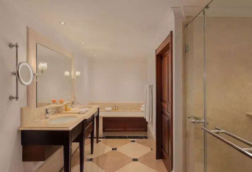 سوئیت کلاسیک, Castillo Hotel Son Vida, A Luxury Collection Hotel, Mallorca   Adults Only