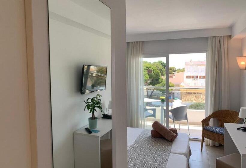 标准间带阳台, Chevy & Suites