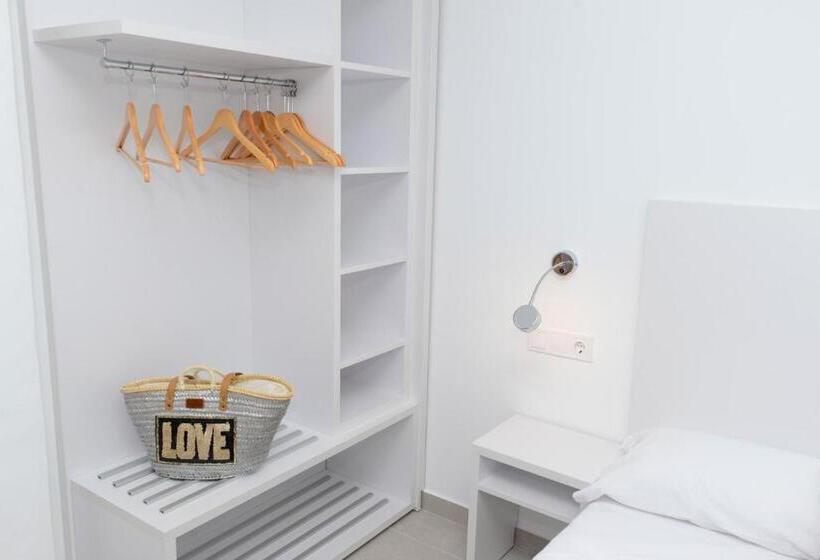 标准三人间, Chevy & Suites