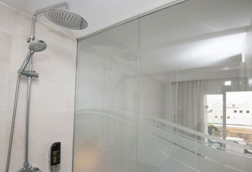 标准间, Chevy & Suites