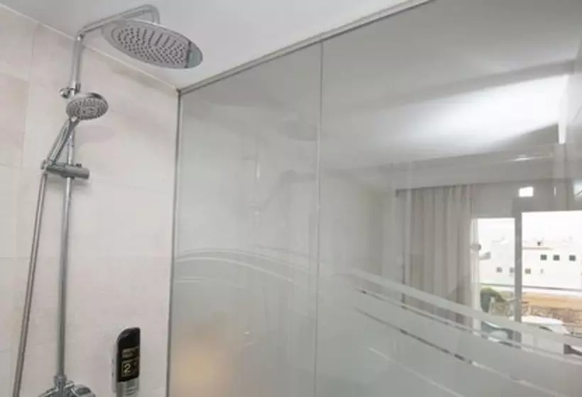 Chambre Standard, Chevy & Suites