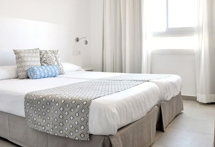 标准三人间, Chevy & Suites