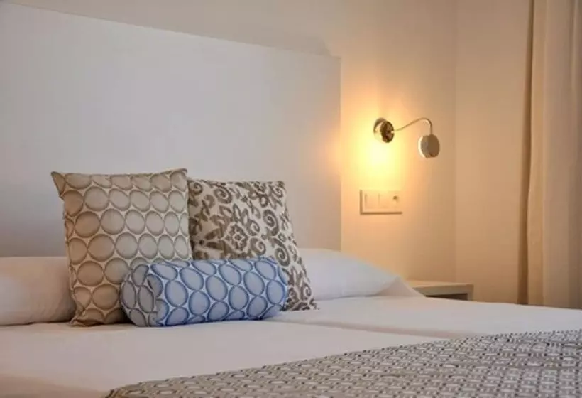 Chambre Standard avec Balcon, Chevy & Suites