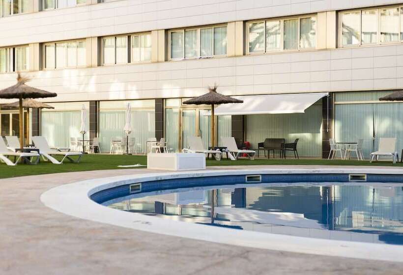 带泳池观景的豪华房, Daniya Alicante