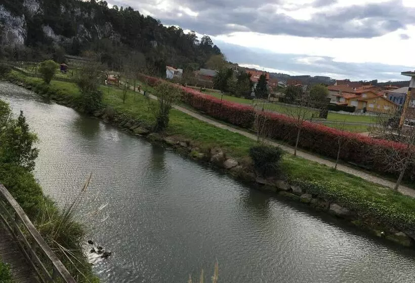 Standard-huone, Derli Sella