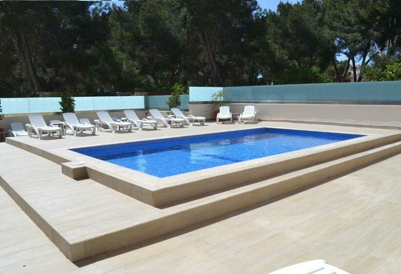 Полулюкс с Балконом, Welikehotel Fenix