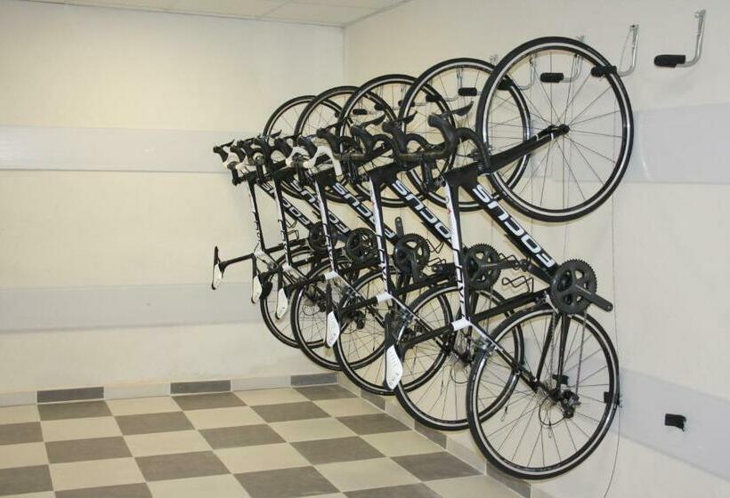 Номер Стандарт с Балконом, Welikehotel Fenix