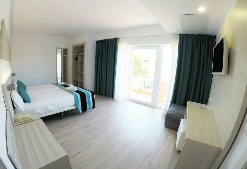 اتاق پریمیوم سه تخته, Welikehotel Fenix