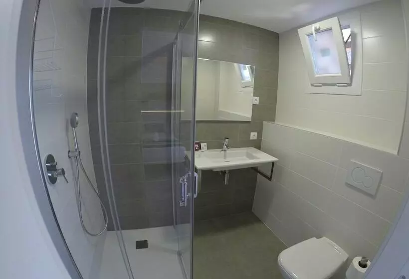 اتاق پریمیوم سه تخته, Welikehotel Fenix