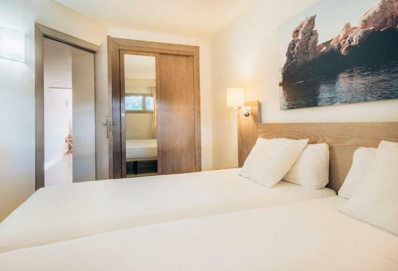 패밀리 룸, Iberostar Waves Pinos Park