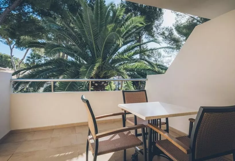 اتاق خانوادگی, Iberostar Waves Pinos Park