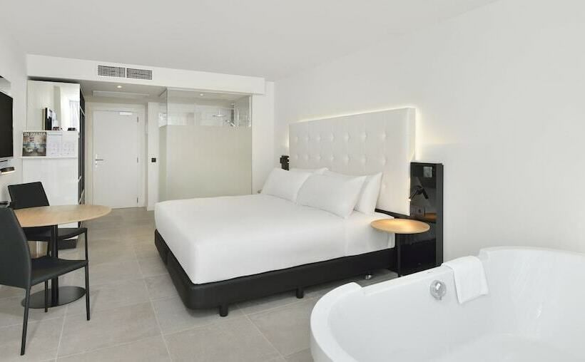 프리미엄 룸, Innside by Meliá Palma Bosque