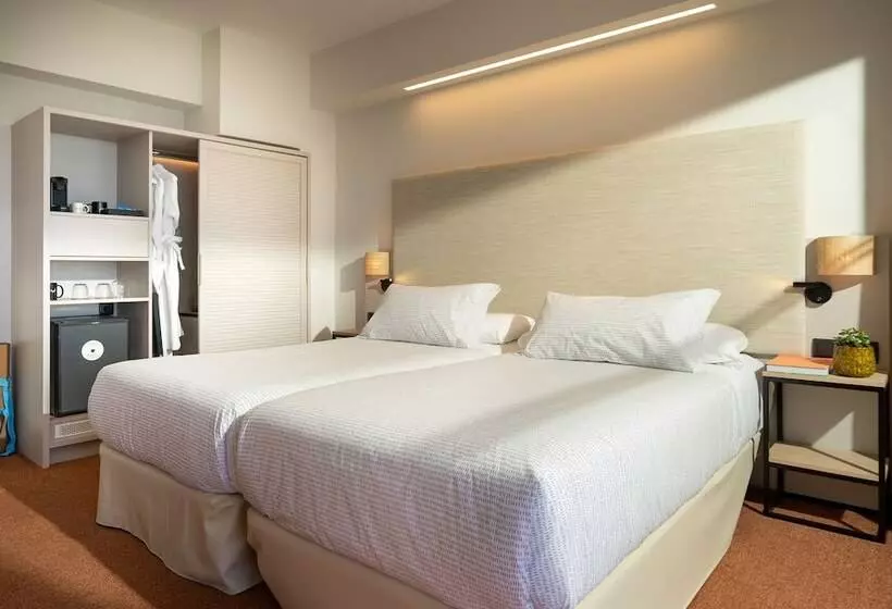 Habitación Premium Vista al Mar., Innside Costablanca - Adults Only