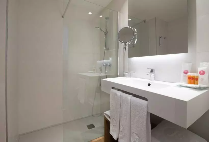 Economy Kamer, Js Yate