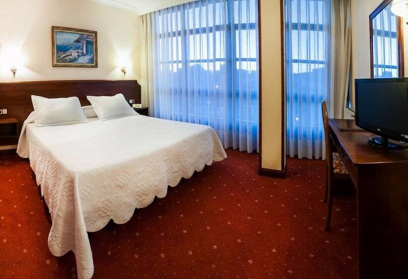 带观景的标准间, Las Rocas