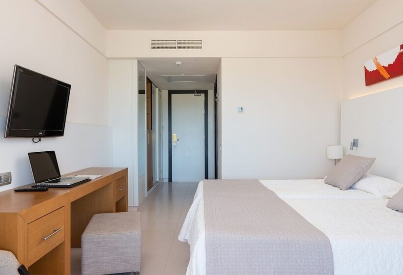 Номер Стандарт Вид на Бассейн, Welikehotel Marfil Playa