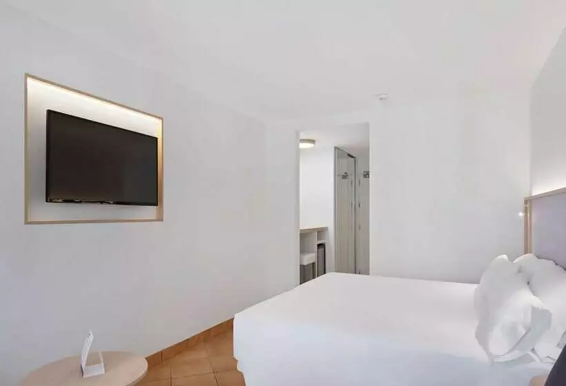 Camera Standard, Occidental Cala Vinas