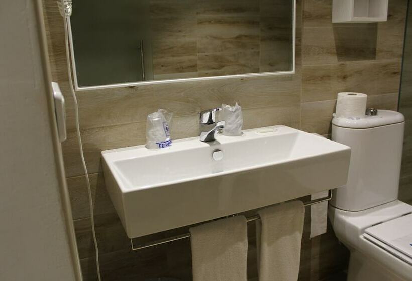 スタンダードルーム, R2 Veronica