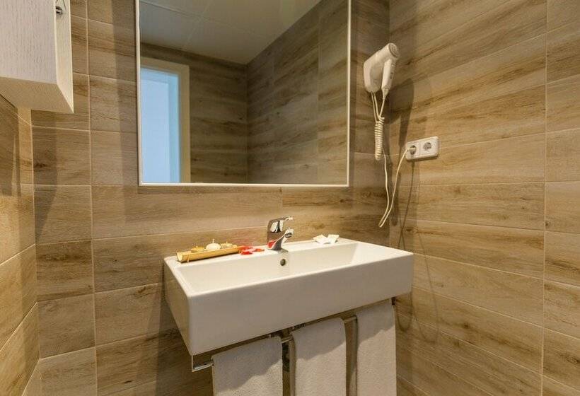 Номер Стандарт, R2 Veronica