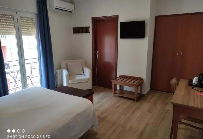 Chambre Standard, Ramis