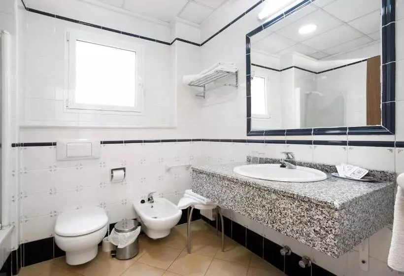 Chambre Standard, Ramis