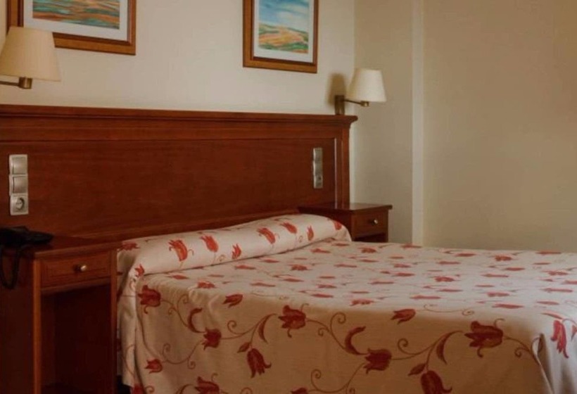 اتاق استاندارد, Restaurante Emilio