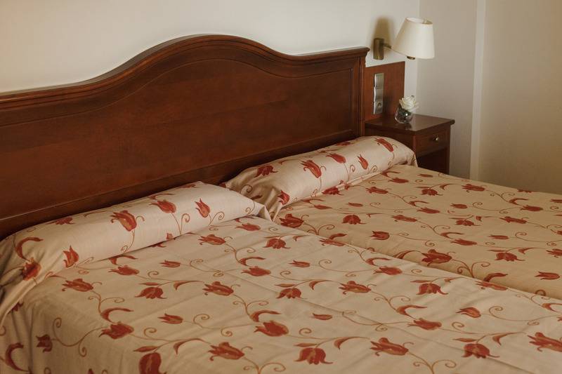 اتاق استاندارد, Restaurante Emilio