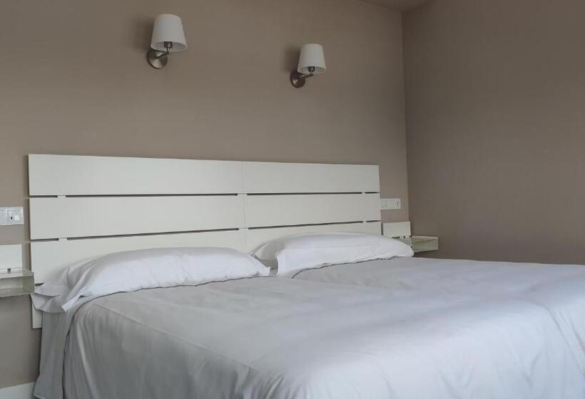 غرفة قياسية, Román