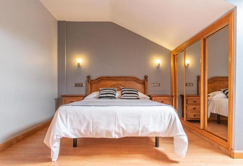 이코노미 룸, Santa Cruz