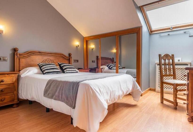 이코노미 룸, Santa Cruz