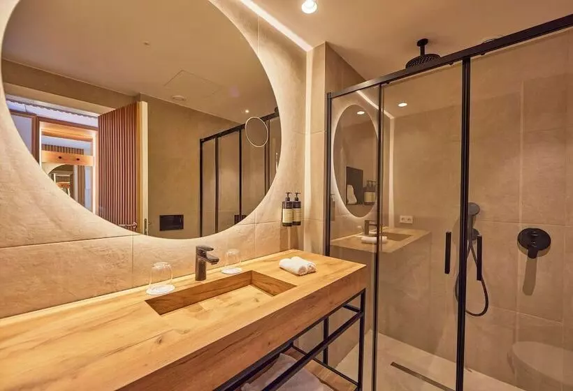 اتاق استاندارد با چشمانداز باغ, Universal Grand Leon & Spa