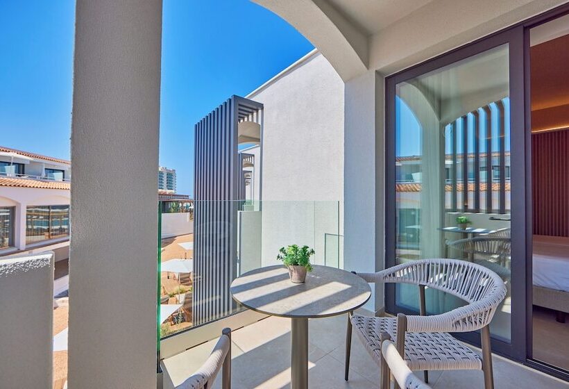חדר סטנדרט נוף לגינה, Universal Grand Leon & Spa