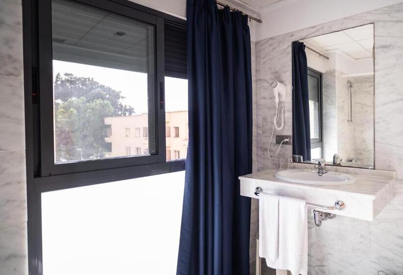 غرفة قياسية, Villa San Juan