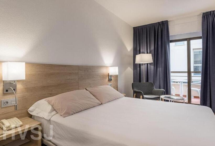 غرفة قياسية, Villa San Juan