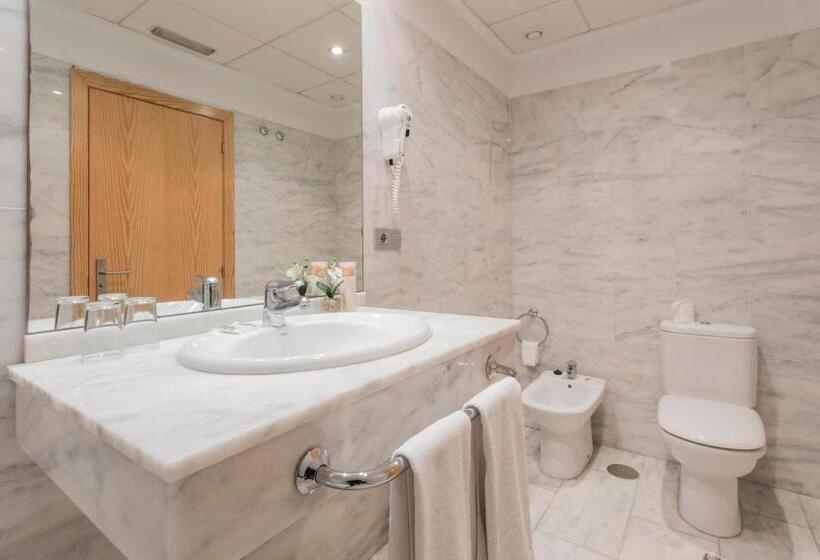 غرفة قياسية ثلاثية, Villa San Juan