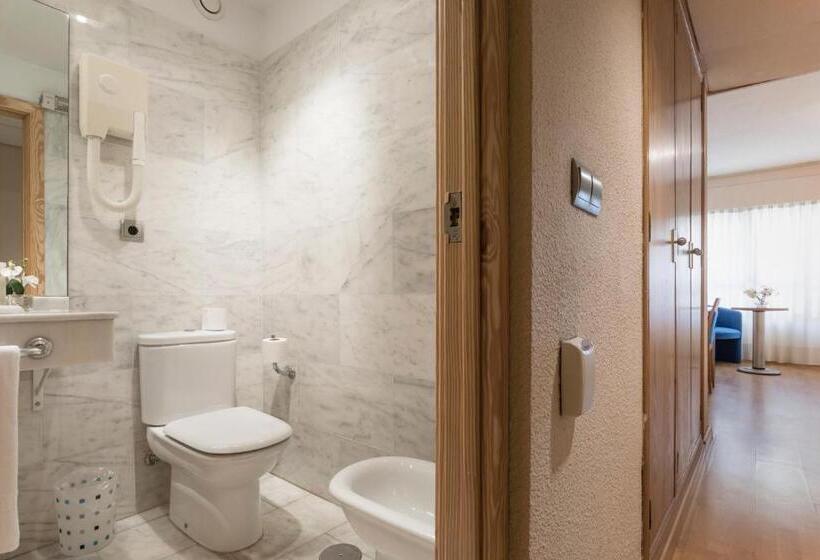 غرفة قياسية, Villa San Juan