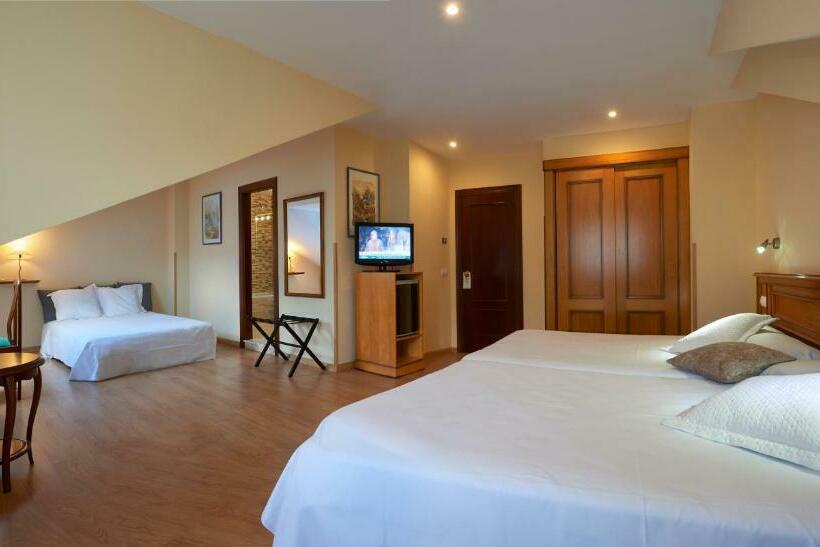 デラックスファミリールーム, Y Casona El Carmen