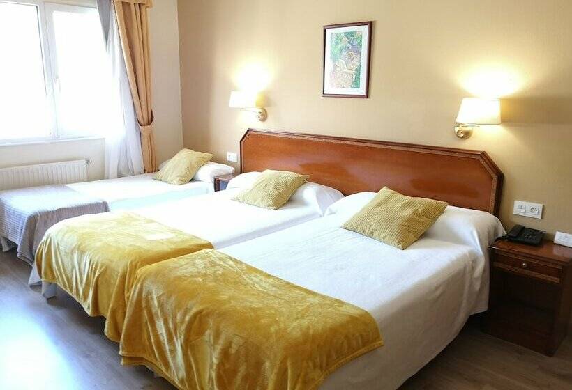 اتاق استاندارد سه نفره, Y Casona El Carmen