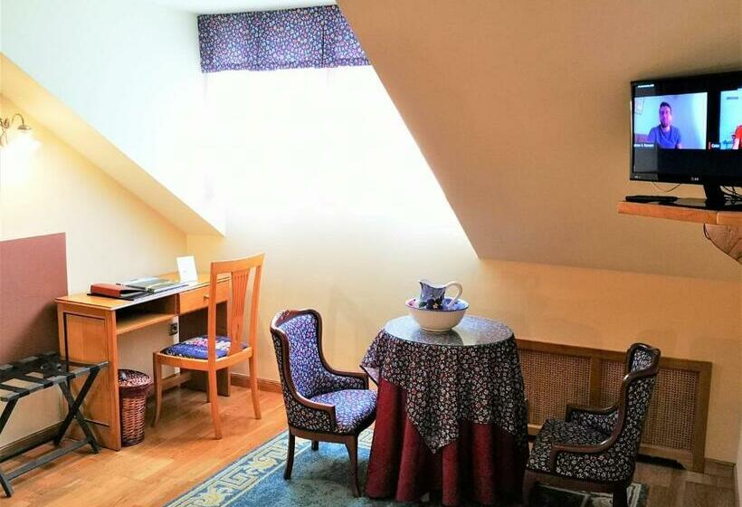 اتاق استاندارد, Y Casona El Carmen