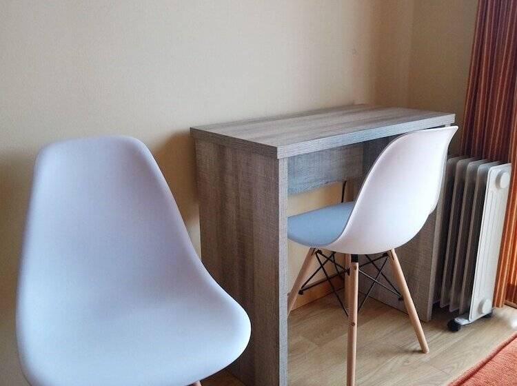 带观景的标准间, Yeste