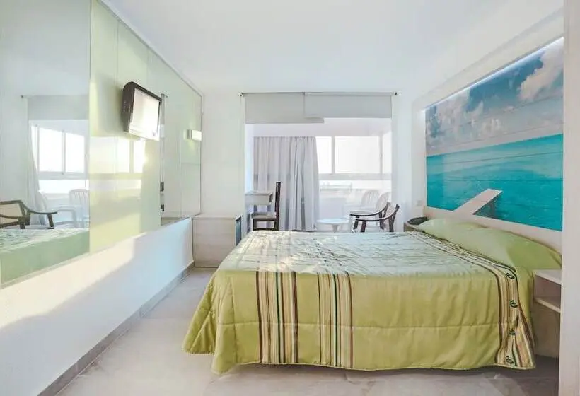 Economy Room